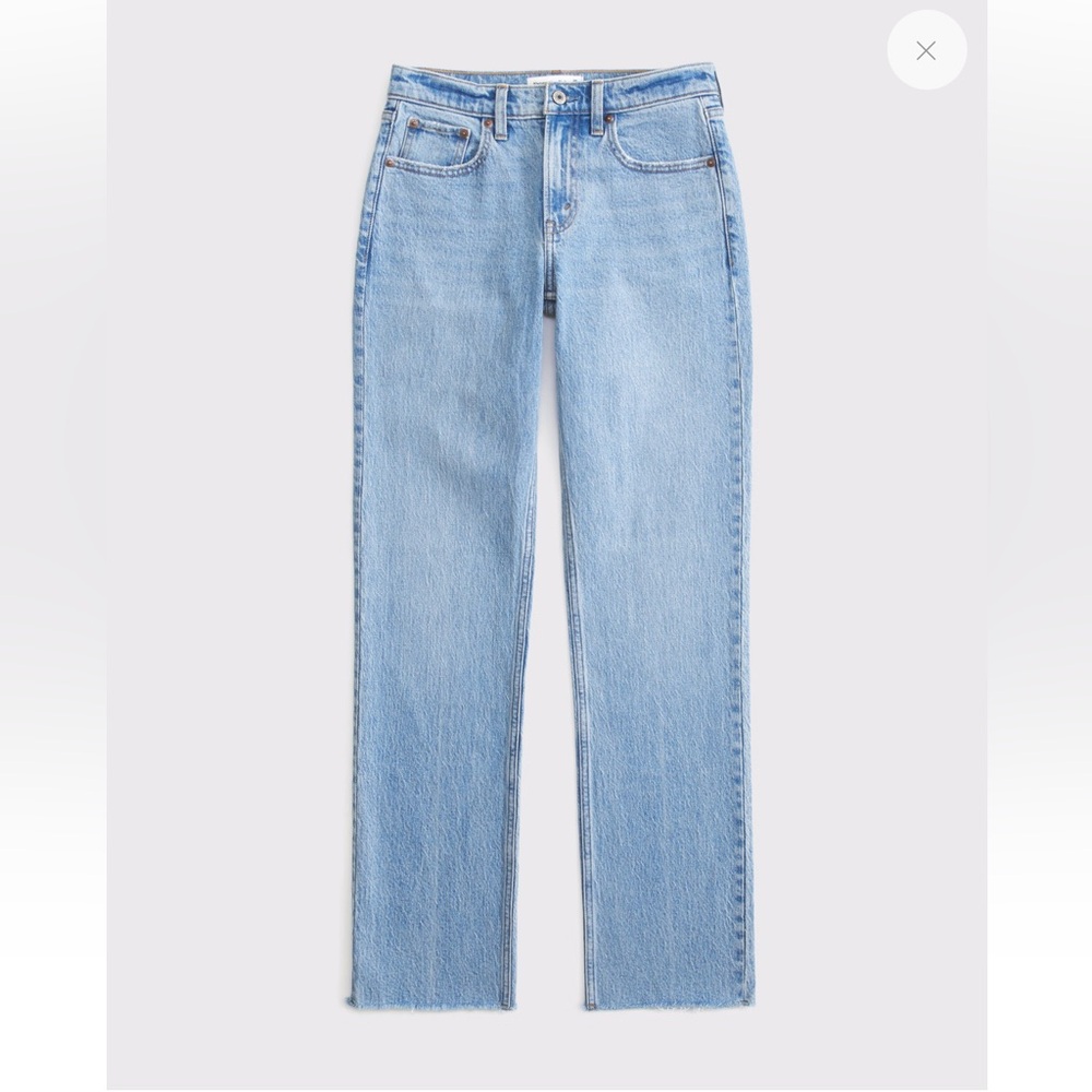 Abercrombie & Fitch Curve Love 90’s Straight Mid Rise Jean